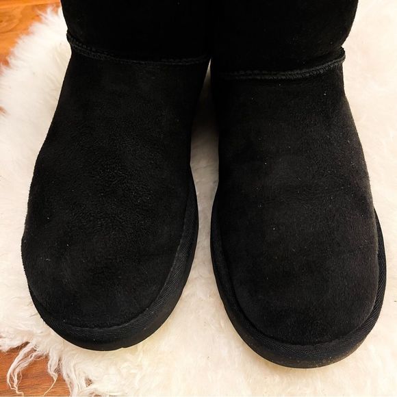 UGG Black Winter Boots - Picture 5 of 7